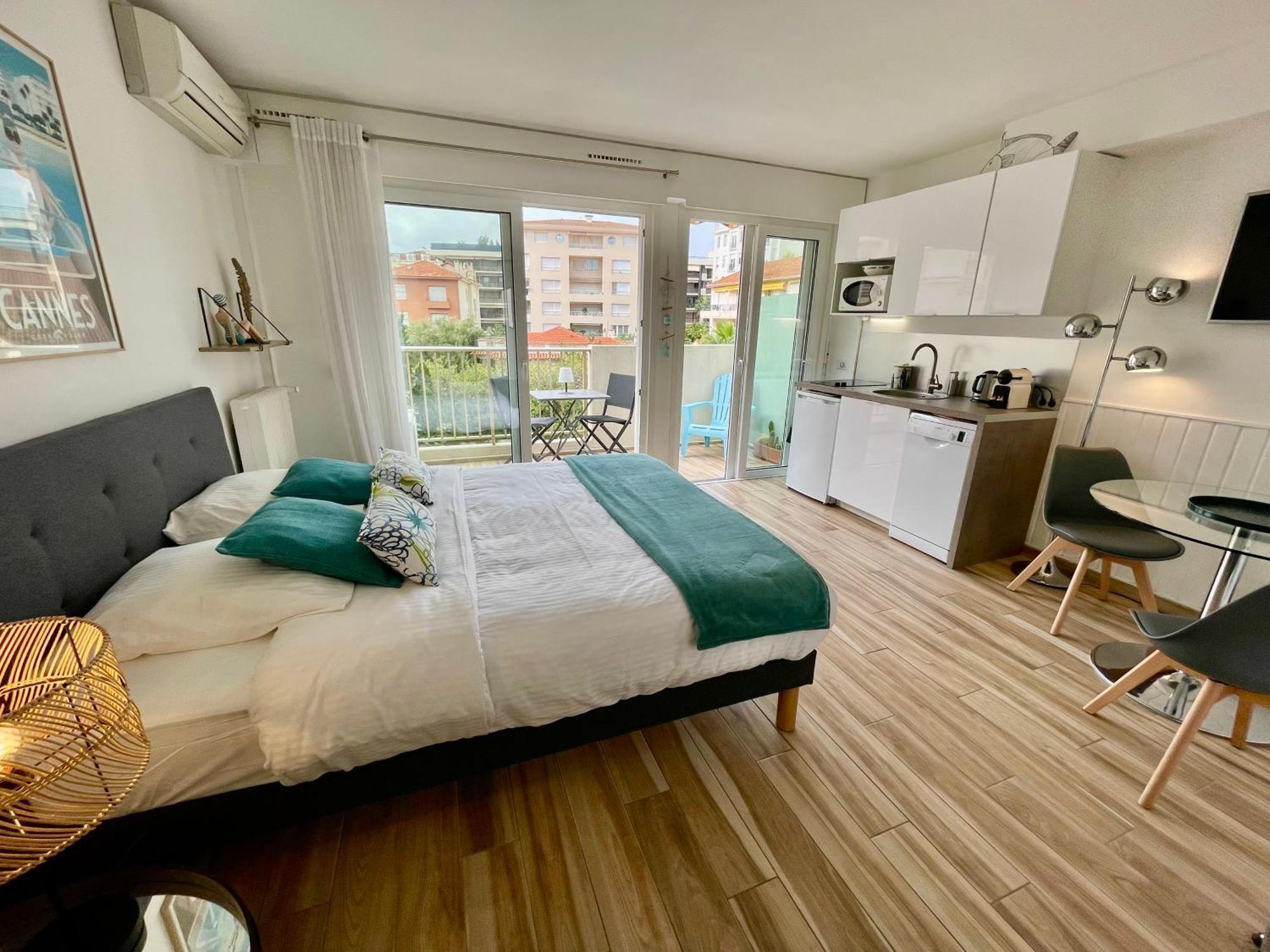 Croisette Martinez, Terrasse Apartment คานส์ ภายนอก รูปภาพ